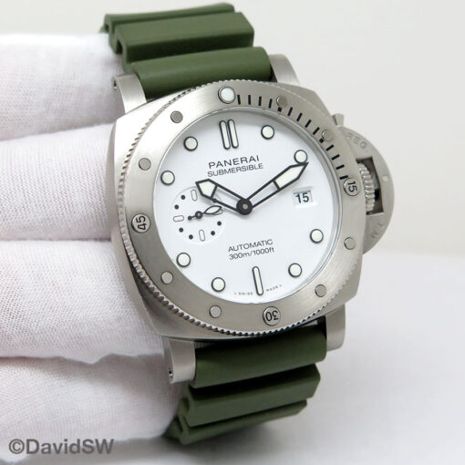 Panerai PAM 1226 Submersible QuarantaQuattro Bianco 44mm