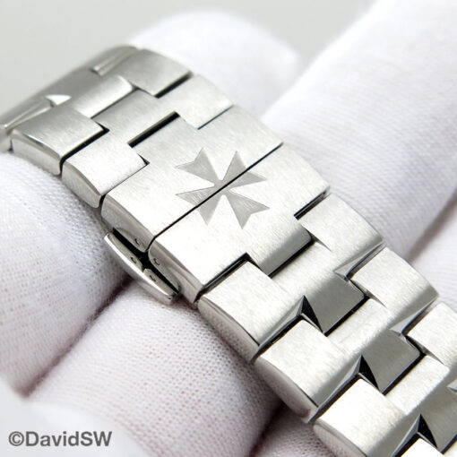 Vacheron Constantin 4500V Overseas with Blue Dial Automatic - Image 8