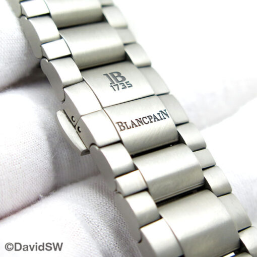 Blancpain Fifty Fathoms Titanium Automatic with Blue Dial on Bracelet - Image 8