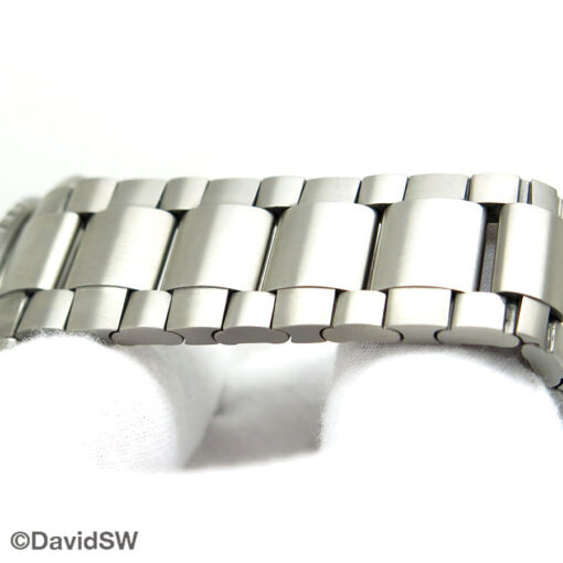 Blancpain Fifty Fathoms Titanium Automatic with Blue Dial on Bracelet - Image 9