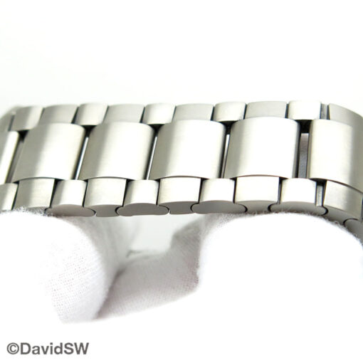 Blancpain Fifty Fathoms Titanium Automatic with Blue Dial on Bracelet - Image 7