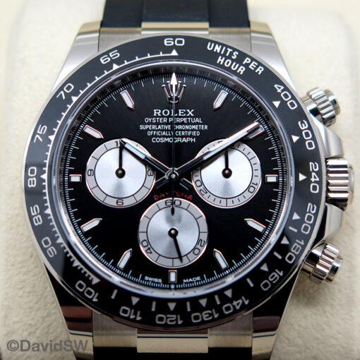 Rolex 126519LN Cosmograph Daytona 18K White Gold with Black Dial on Oysterflex - Image 3