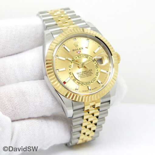 Rolex 336933 Skydweller 18K/SS with Champagne Dial on Jubilee