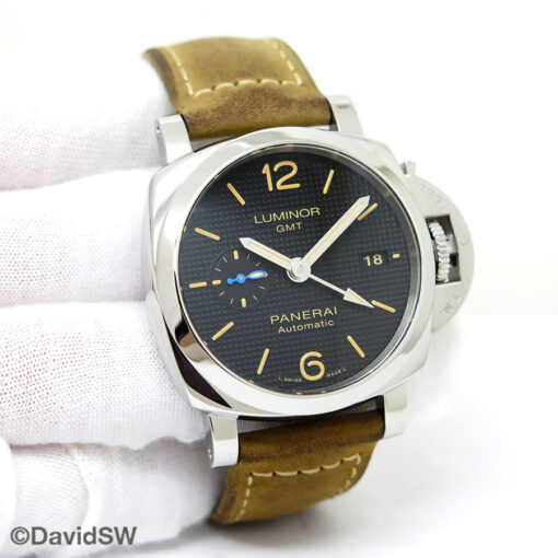 Panerai PAM 1535 Luminor 1950 GMT 42mm Hobnail