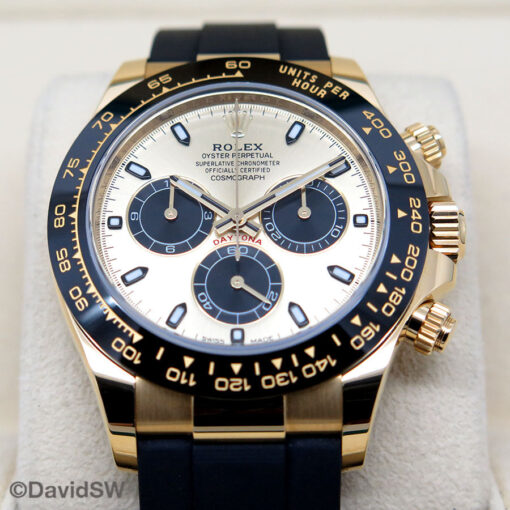 Rolex 116518LN Cosmograph Daytona 18K Yellow Gold with Champagne Dial - Image 3