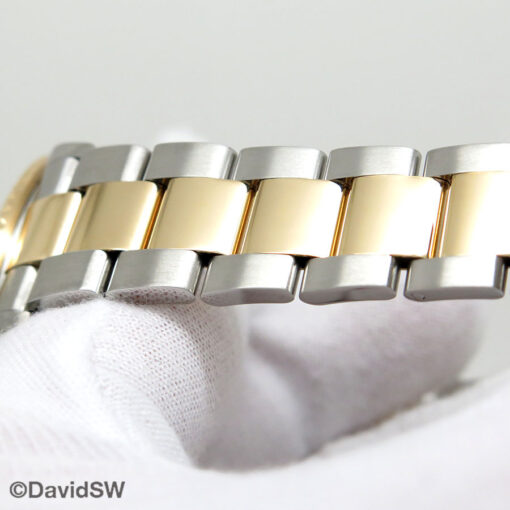 Rolex 16613LB Submariner 18K/SS with Blue Dial - Image 10