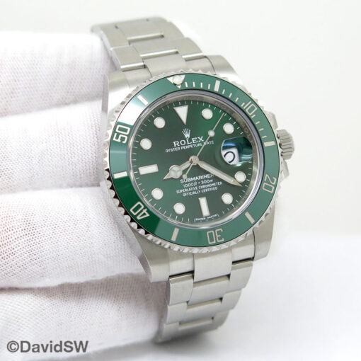 Rolex 116610LV Submariner