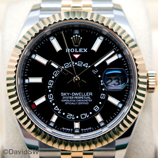 Rolex 336933 Skydweller 18K/SS with Black Dial on Jubilee - Image 3