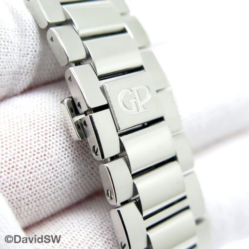 Girard Perregaux Laureato Limited Edition with Black Dial - Image 9