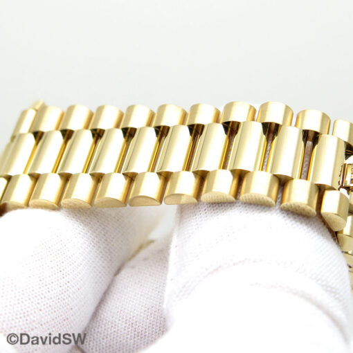 Rolex 228238 Day Date 40 18K Yellow Gold with Champagne Baguette Diamond Dial - Image 9