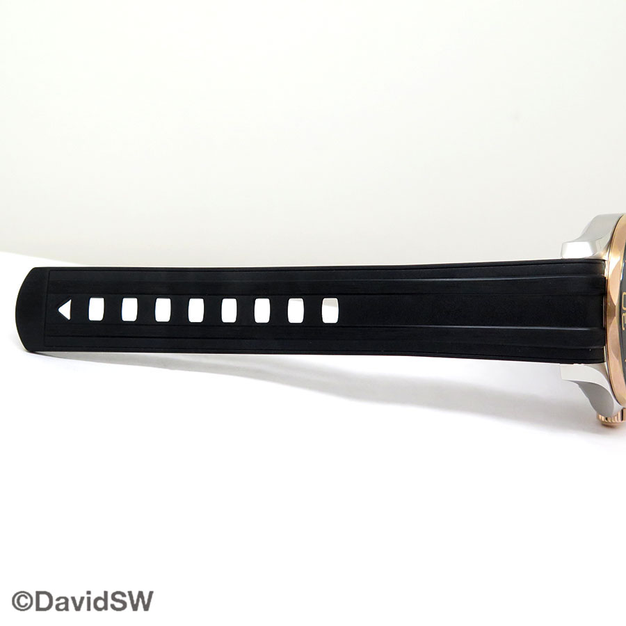 Omega Seamaster Diver 300m 18K Rose/SS with Black Dial on Strap - Image 8