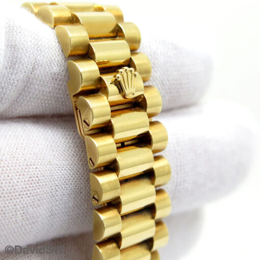 Rolex 18238 Day Date 18K Yellow Gold with Champagne Stick Dial - Image 8