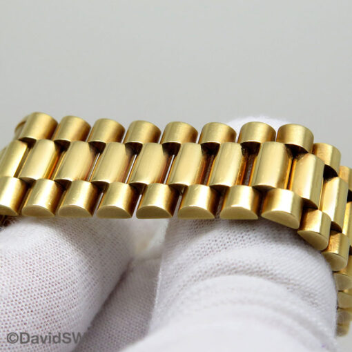 Rolex 18238 Day Date 18K Yellow Gold with Champagne Stick Dial - Image 7