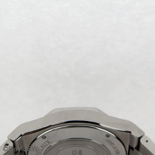 Girard Perregaux 81020 Laureato Chronograph 42mm with Black Dial - Image 7