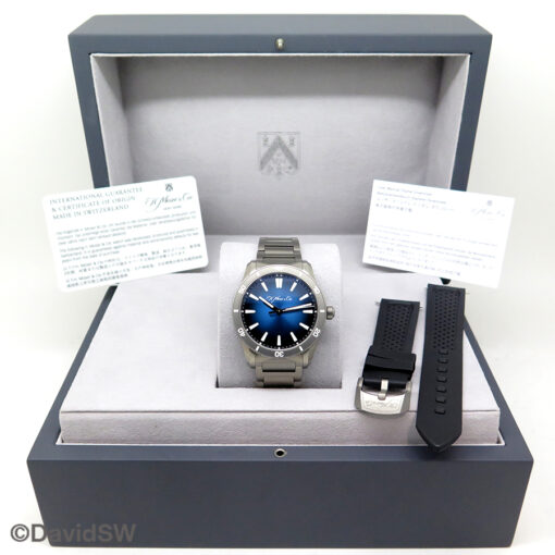 Alternative view of H. Moser & Cie 3200-0500 Pioneer Centre Seconds Funky Blue Titanium Limited Edition