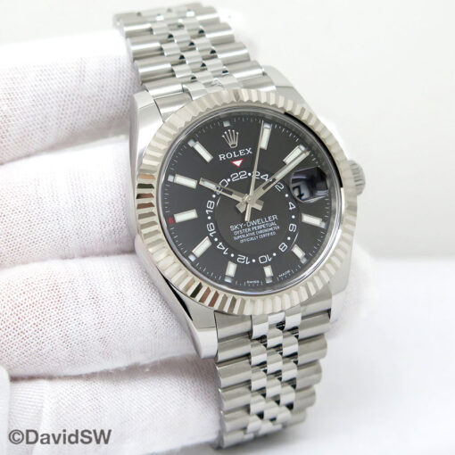 Rolex 326934 Skydweller with Black Dial on Jubilee