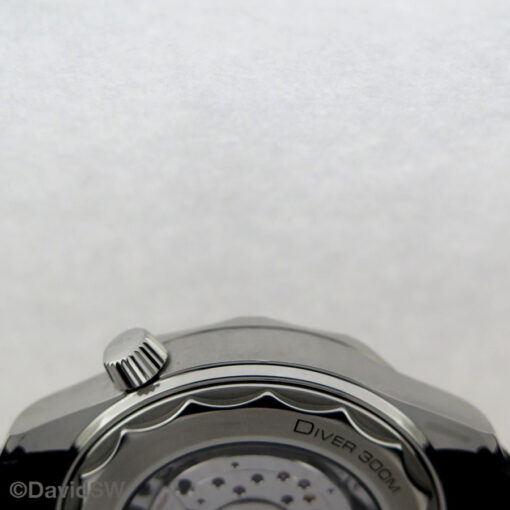Omega Seamaster Diver 300m with Black Dial on Rubber Strap - Image 6
