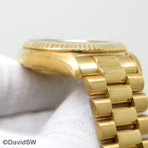Rolex 18238 Day Date 18K Yellow Gold with Champagne Diamond String Ruby Dial - Image 9