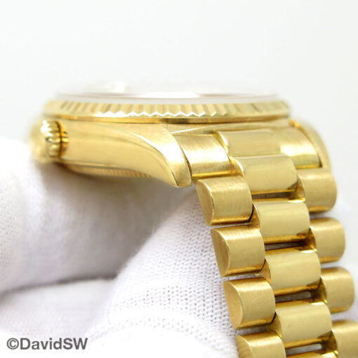 Rolex 18238 Day Date 18K Yellow Gold with Champagne Diamond String Ruby Dial - Image 7