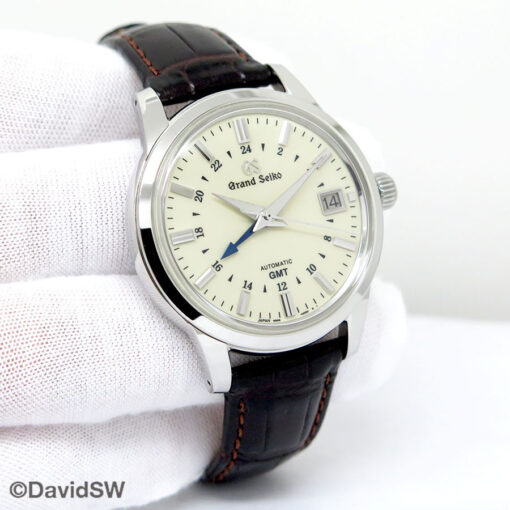 Grand Seiko SBGM221 Elegance GMT