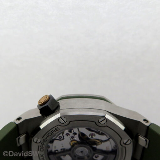 Audemars Piguet 15720ST Royal Oak Offshore Diver with Khaki Green Dial - Image 6