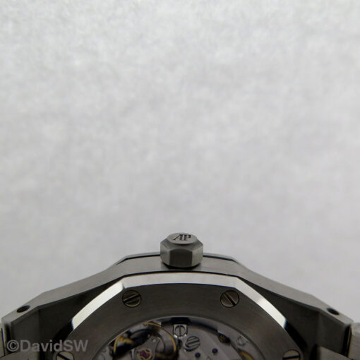 Audemars Piguet 77451ST Royal Oak 34mm Automatic with Blue Dial and Diamond Bezel - Image 4