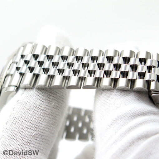 Rolex 126234 Datejust with Mint Green Dial on Jubilee - Image 8