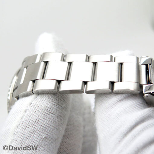 Rolex 16710 GMT Master II with Red/Black Bezel - Image 8