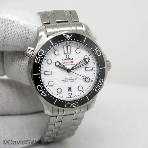 Omega Seamaster Diver 300m with White Dial on Bracelet