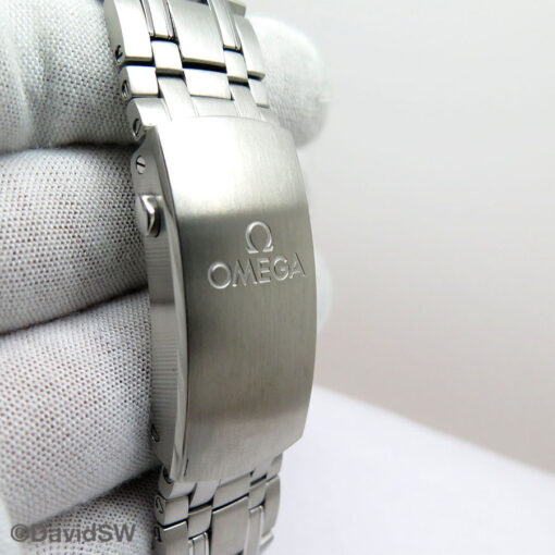 Omega Seamaster Diver 300m with White Dial on Bracelet - Image 8