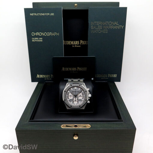 Alternative view of Audemars Piguet 26715ST Royal Oak Chronograph with Grey Dial