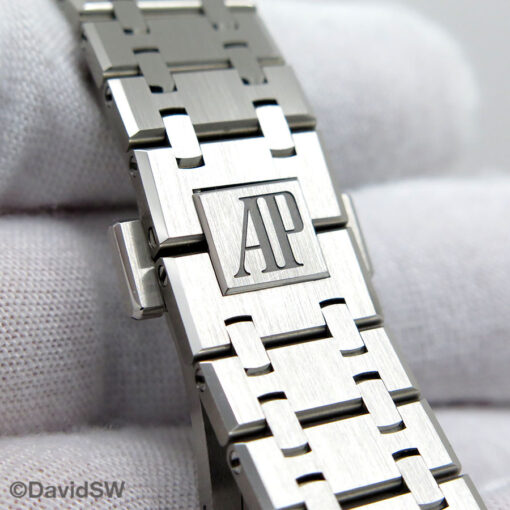Audemars Piguet 26715ST Royal Oak Chronograph with Grey Dial - Image 8