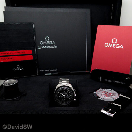 Omega Speedmaster Professional Moonwatch on Bracelet with 1861 Movement - Image 2