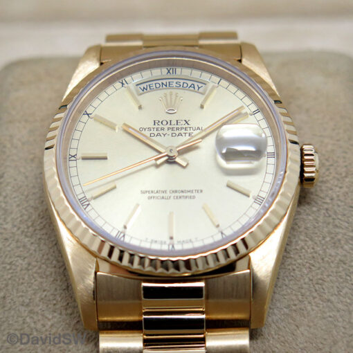 Rolex 18238 Day Date 18K Yellow Gold with Champagne Stick Dial - Image 3