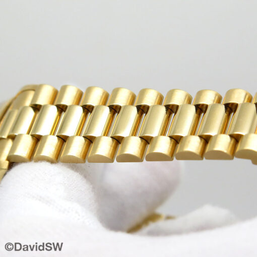 Rolex 18238 Day Date 18K Yellow Gold with Champagne Stick Dial - Image 8