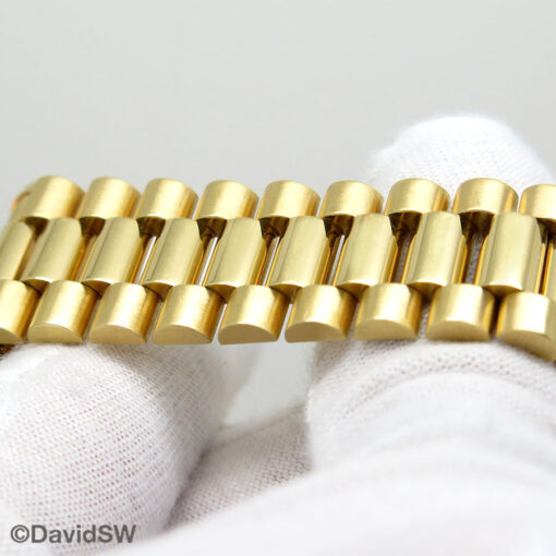 Rolex 18238 Day Date 18K Yellow Gold with Champagne Stick Dial - Image 6