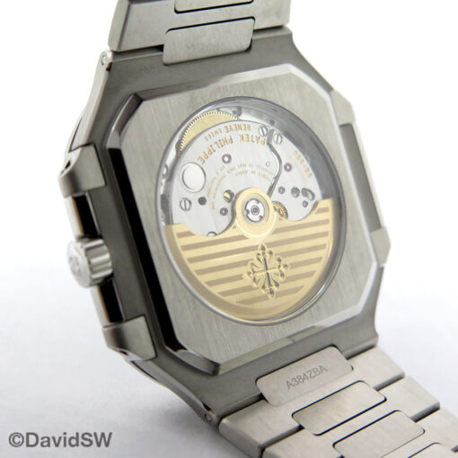 Patek Philippe 5821/1A Cubitus Automatic with Green Dial (New Model) - Image 5