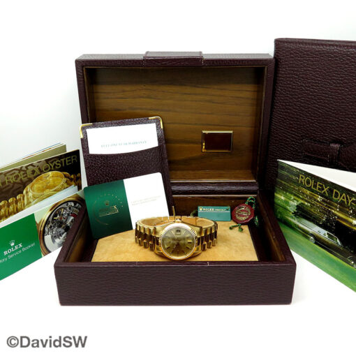 Rolex 18238 Day Date 18K Yellow Gold with Champagne Stick Dial - Image 2