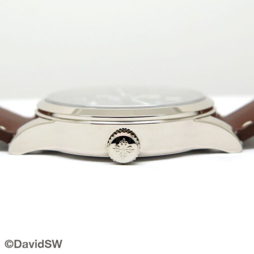 Patek Philippe 5524G Calatrava Pilot Time - Image 5