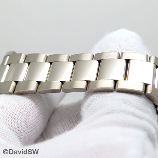 Rolex 126509 Cosmograph Daytona 18K White Gold with Black Diamond Dial - Image 6
