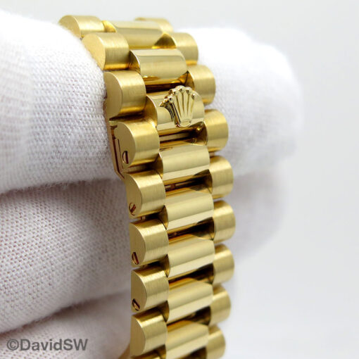 Rolex 18238 Day Date 18K Yellow Gold with Champagne Diamond Dial - Image 7