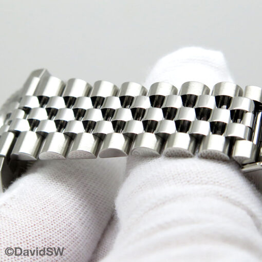 Rolex 126710GRNR GMT Master II on Jubilee - Image 8