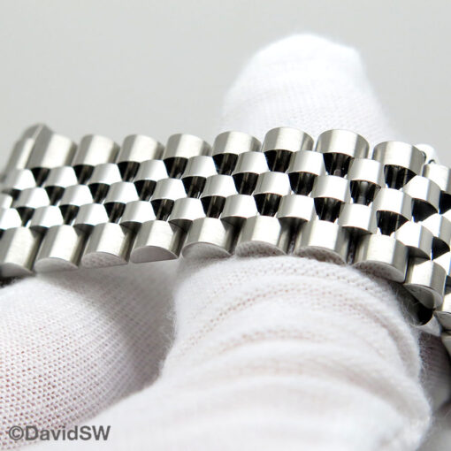 Rolex 126710GRNR GMT Master II on Jubilee - Image 6
