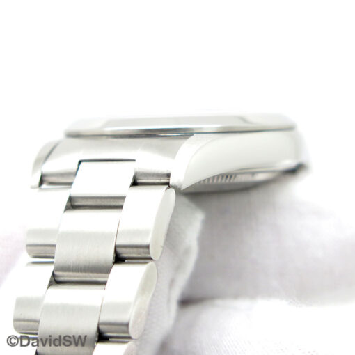 Rolex 16200 Datejust with White Roman Dial on Oyster - Image 6