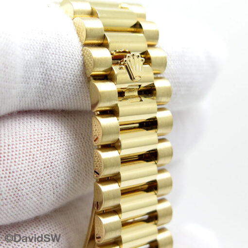 Rolex 228238 Day Date 40 18K Yellow Gold with Silver Roman Dial - Image 7