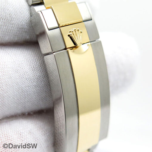Rolex 126613LN Submariner 41 18K/SS - Image 7