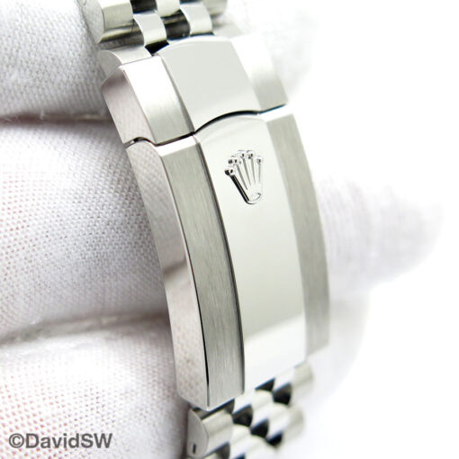 Rolex 336934 Skydweller with Mint Green Dial on Jubilee - Image 7