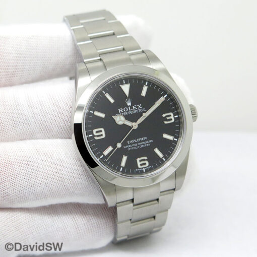 Rolex 214270 Explorer