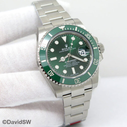 Rolex 116610LV Submariner (New Old Stock)