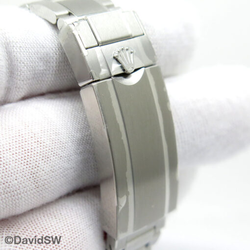 Rolex 116610LV Submariner (New Old Stock) - Image 7